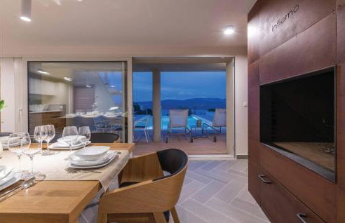 Gorgeous Apartment In Plomin - Foto 29