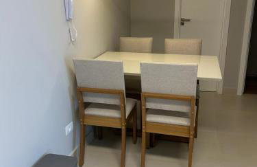 Apartamento 2 Quartos para até 7 Pessoas com Garagem no Portão - Foto 17