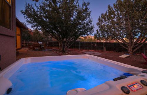 LUX Sedona Retreat - Hot tub & Game room - Foto 40