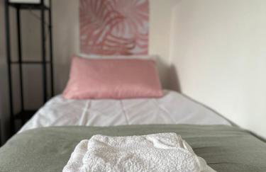 Leeds Cosy House - Photo 54