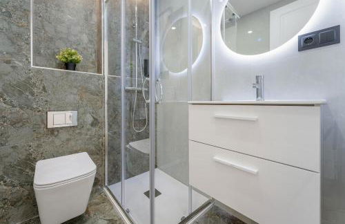 Piso Exclusivo con 5 Dormitorios en el Corazón de Tarragona - Foto 15