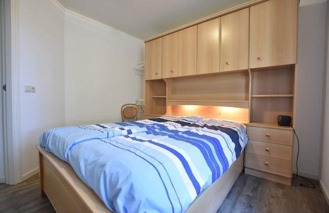 Alluring Holiday Home in Reutum-Weerselo with Hot Tub - Foto 3