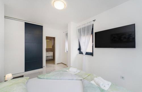 Villa Essenza Mare in Vodice with private pool & pet friendly - only 650 meters from the beach - Photo 33