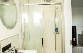 Queens Court Ensuite Studio - Foto 17