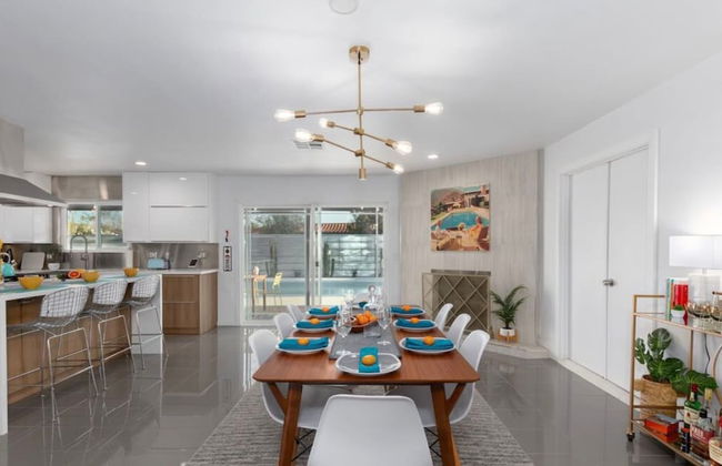 Pop Art Paradise- Monthly Pool Spa - Foto 5