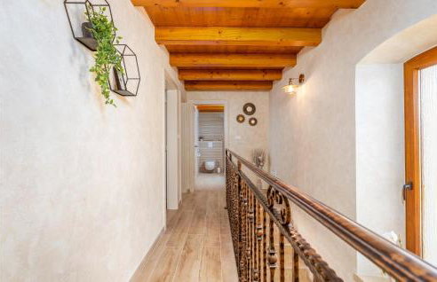 Cozy Home In Rojnici With Wifi - Photo 24