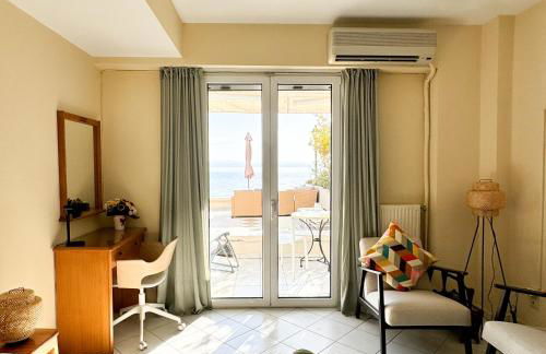 EviaXL Studios - Photo 23