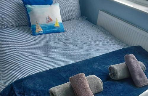 2 Bed Bungalow - Sleeps 4 - Pets - Parking - Wifi - Foto 5