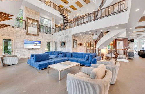 The Modern Castle Canal View Access Rooftop Living Greenhouse VlLLAS - Foto 7