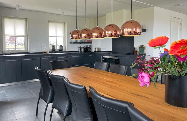 Villa by Tjeukemeer With Sauna & Whirlpool - Foto 28