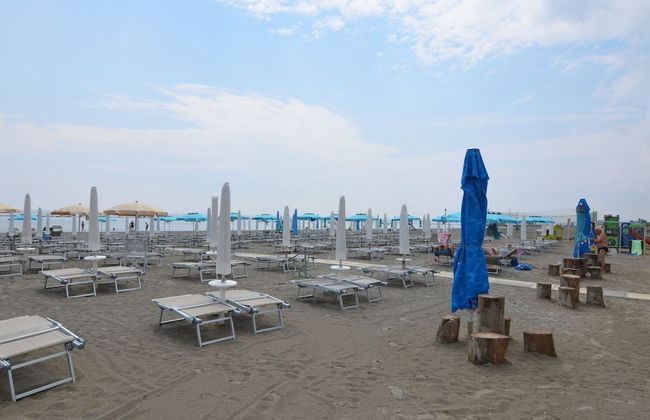 Comfy Chalet with Terrace near Sea - Foto 29