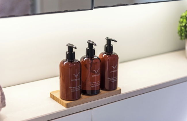 Executive Level Quartermile two Bedroom Apartment - Extremely Central - Foto 13