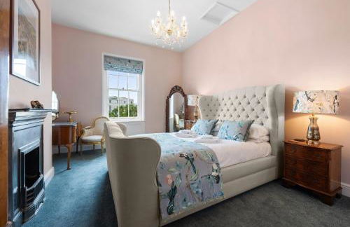 2BR Georgian home, Garden, Hot tub, Sea view, Sleeps 6 - Photo 4