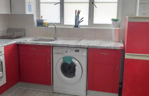 Apartment - Sleeps 5 - Parking - Station Close - Foto 15