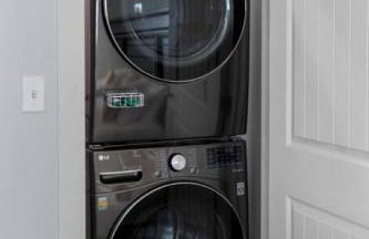 Beachfront oasis! Hot tub, gameroom, double deck!! - Foto 45