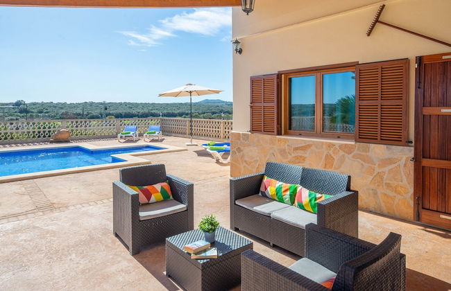 Vista Sol in Ariany With 2 Bedrooms and 1 Bathrooms - Photo 3