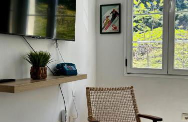 Moderno y luminoso apartamento en Santa Cruz capital - Foto 1