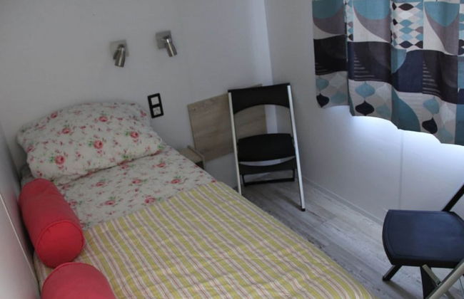 Modern 6-person Chalet in the Frisian Countryside, 3 Bedrooms and Wifi - Foto 9