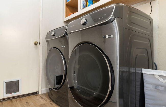 Delightful Home w Fireplace Patio Fire Pit - Foto 31