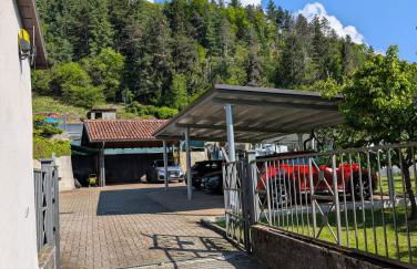 TRA MONTI E LAGO - Foto 29