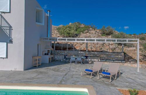 Tranquil sea view villa with private pool, just 2km from the beach! - Foto 13