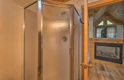 Cozy Retreat with Porch and Double JJ Resort Access! - Foto 13