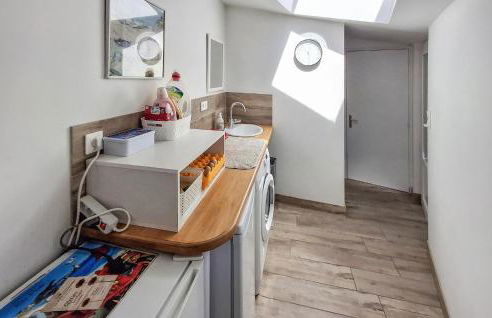 Cozy Home In Paimpol With Wifi - Photo 14