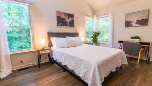 3 Beds, Kids Friendly Ranch,Jaccuzzi Tub,Walk to Food Lion,Restaurant, Keurig , sleep noise machine,,Crib,5G - Foto 2