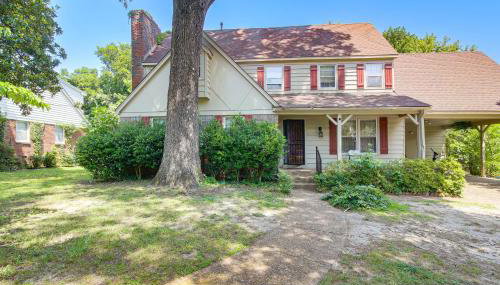 Stay and Play in Memphis Family Home with Yard! - Foto 1