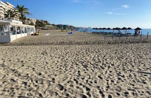 Med Two luxury apartment with sea view - Photo 35