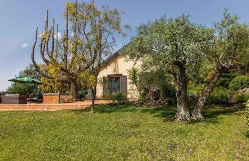 La dimora del verde con piscina - Foto 80