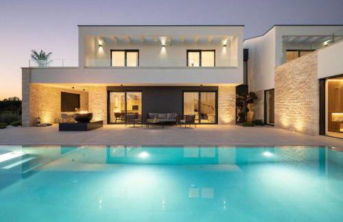 Villa Asmoa for 8 people near Porec with 45 m2 heated pool, wellness & sea view - Foto 18