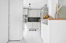 Calme et vert à 10 min de Paris, dans une résidence familiale et surveillée, 6 personnes avec sa place de parking et son jardinet Pas de fêtes - Foto 17