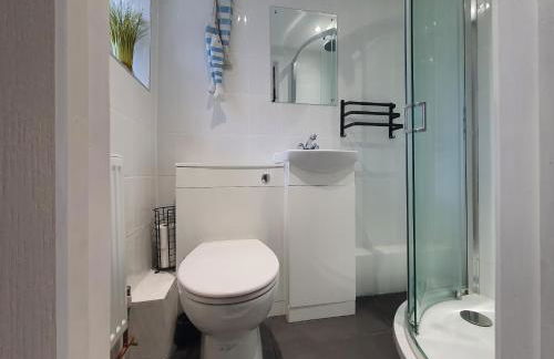 Hayling Hideaway, private cosy annex near to beach - Photo 10