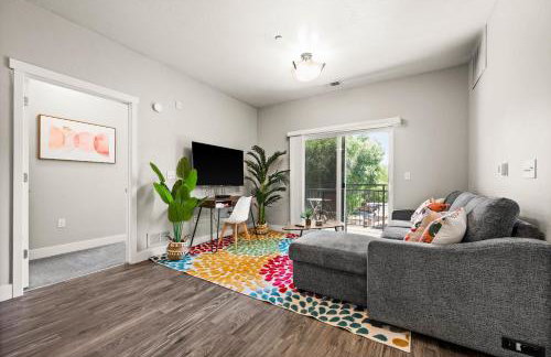 Stylish Apartment Close to Attractions - Foto 13