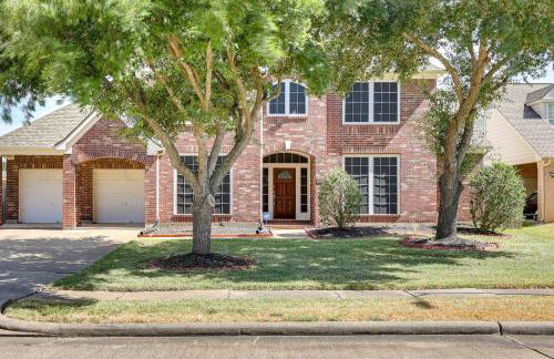 Spacious Sugar Land Home with Yard and Pool Access! - Photo 40