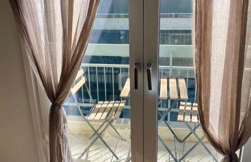 Cozy & Connected, Walk to Culture, Metro in Minutes - Foto 30