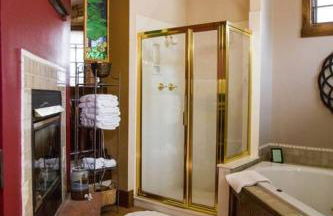 Sundance Suite, 1 Bedroom with fireplace Dogs OK - Foto 4