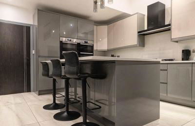 Beautiful 5 Bedroom Home Sleeps 12 people in Manchester - Foto 36