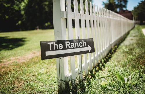 Serene Studio Country Apartment in Sawyer MI Near Lake MI and Downtown - Foto 11