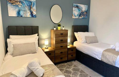 Hyde Brewery House - 2 bedroom house with parking - Foto 17