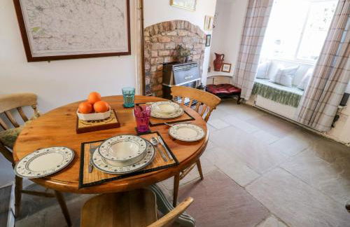 Crooked Cottage - Photo 5