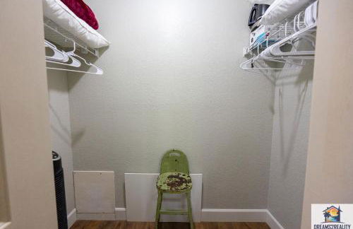 3BR Condo with Lake View - Trout Fishing - Playground - 2 Pools - Stairs Required - FREE TICKETS INCLUDED - PR69-9 - Foto 39