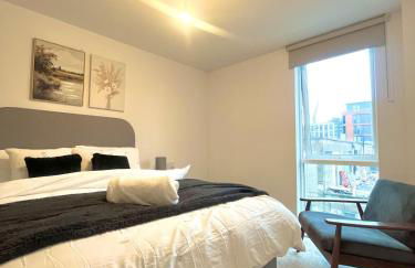 Modern 2bed Apartment in Birmingham City Centre 2 mins from Train Station with Free Parking and WiFi - Foto 4