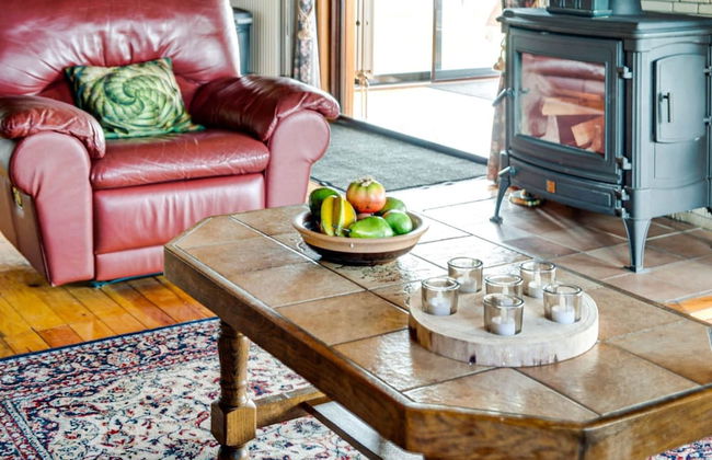 Peaceful Retreat With Sauna - Photo 14