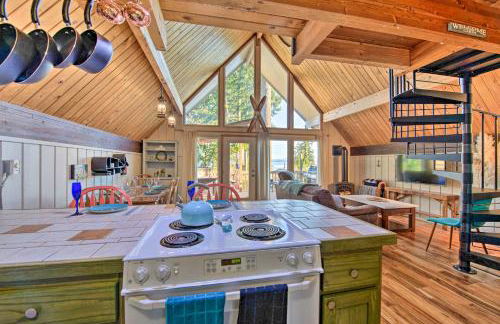 Unique Camano Cabin with Mountain and Water Views - Foto 11