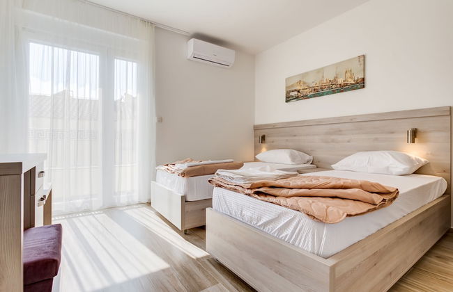 Almare apartments Budva - Photo 16