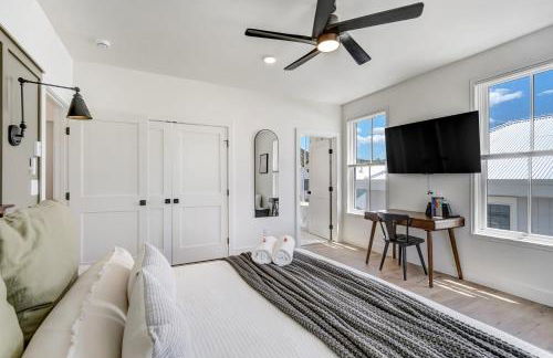 Whitewater Villa - 5BR Luxury Retreat with Hot Tub - Foto 26