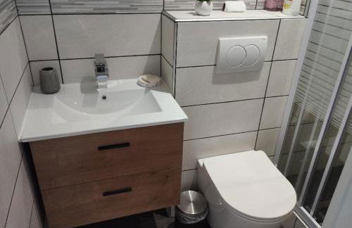 Appartement confort au bord du lac, proche embarcadère - Foto 12