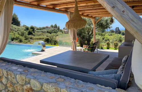 Elaiopetra Kefalonia - Stonehouse Hideaway with pool - Modern Luxury with Serene Sea and Mountain Views - Foto 49
